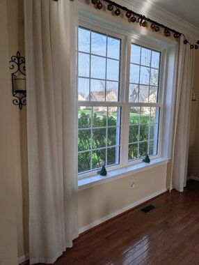 Beautiful And Brand New Cond Linen Drapes